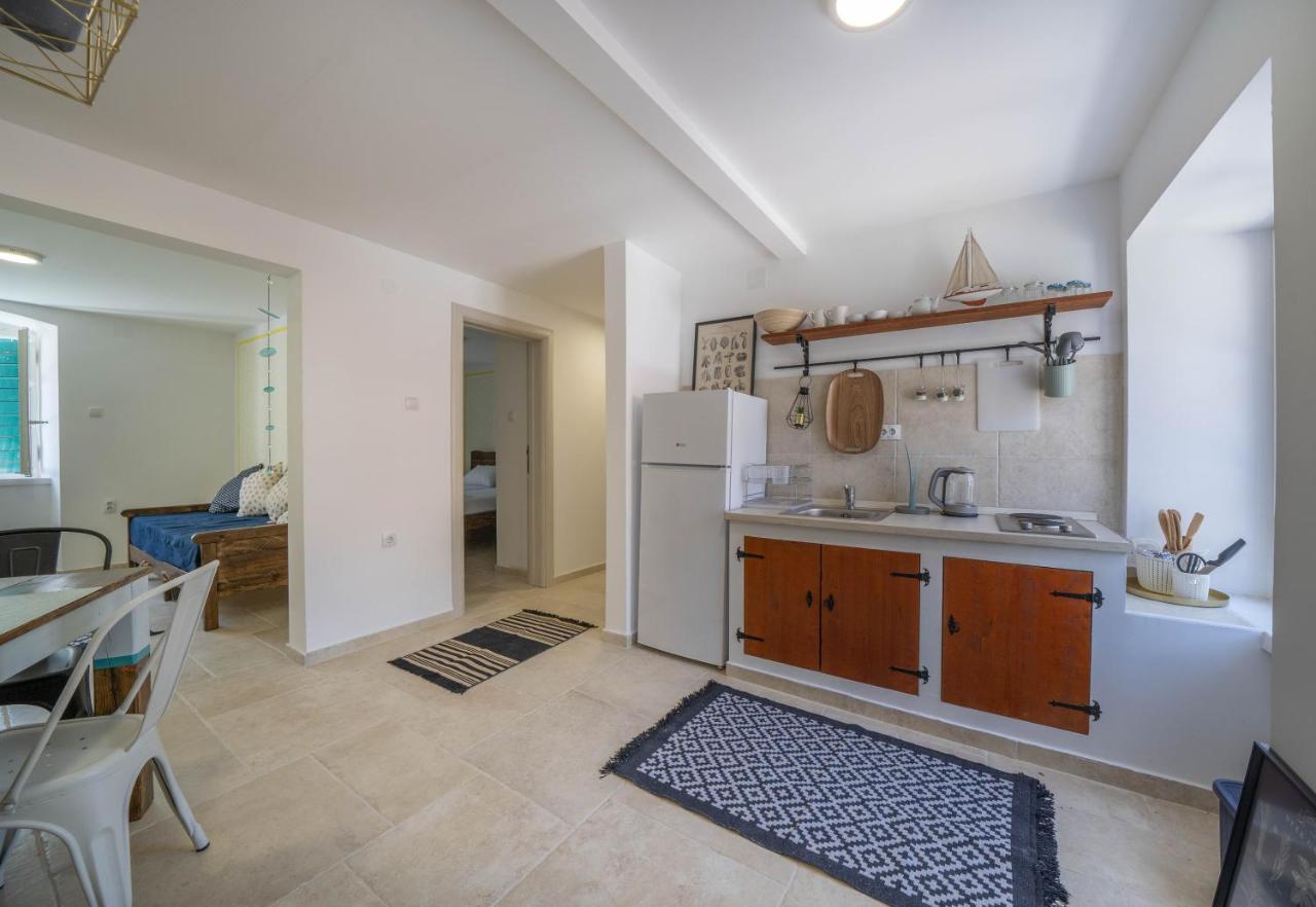 Apartments Oliva Risan Ngoại thất bức ảnh