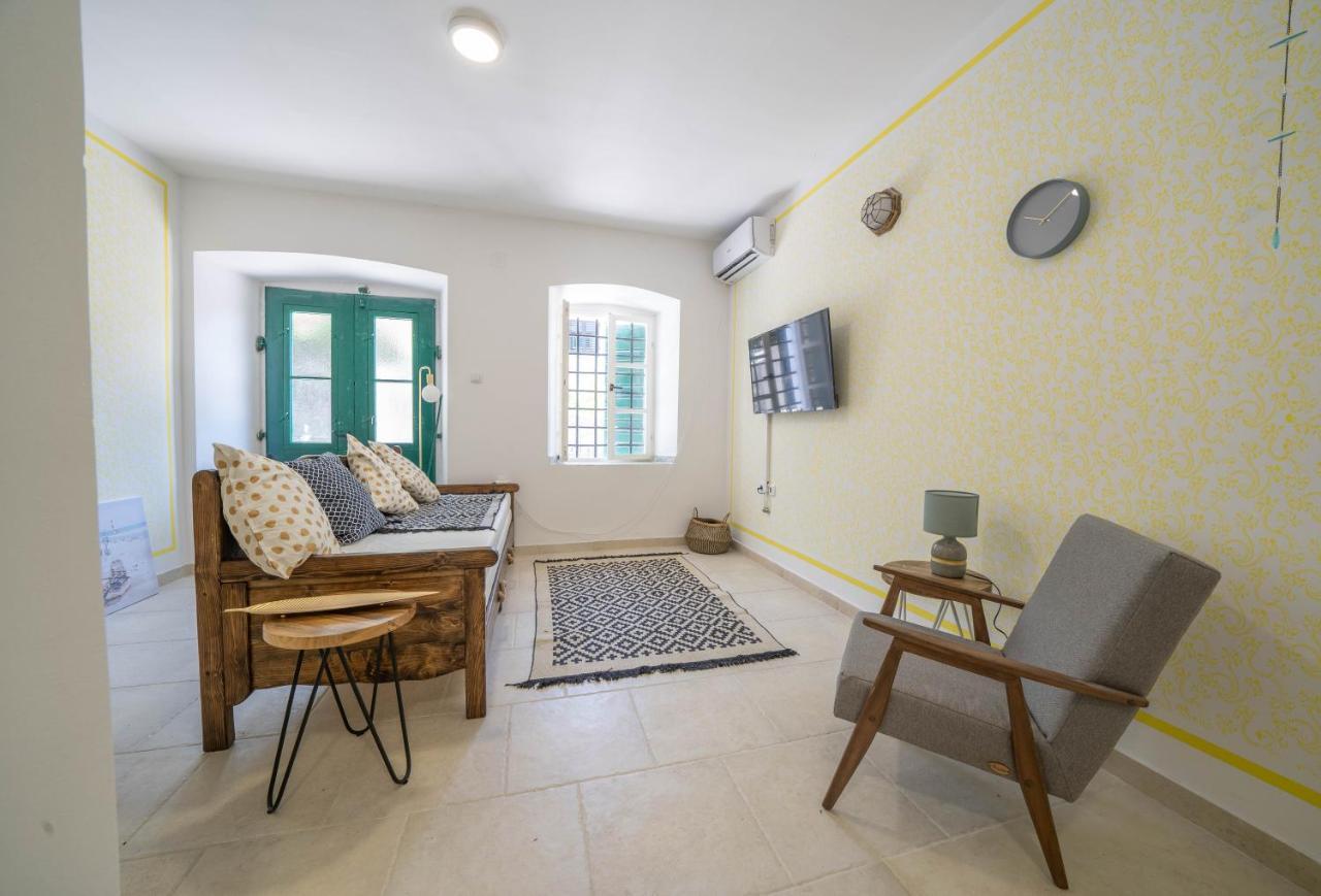 Apartments Oliva Risan Ngoại thất bức ảnh