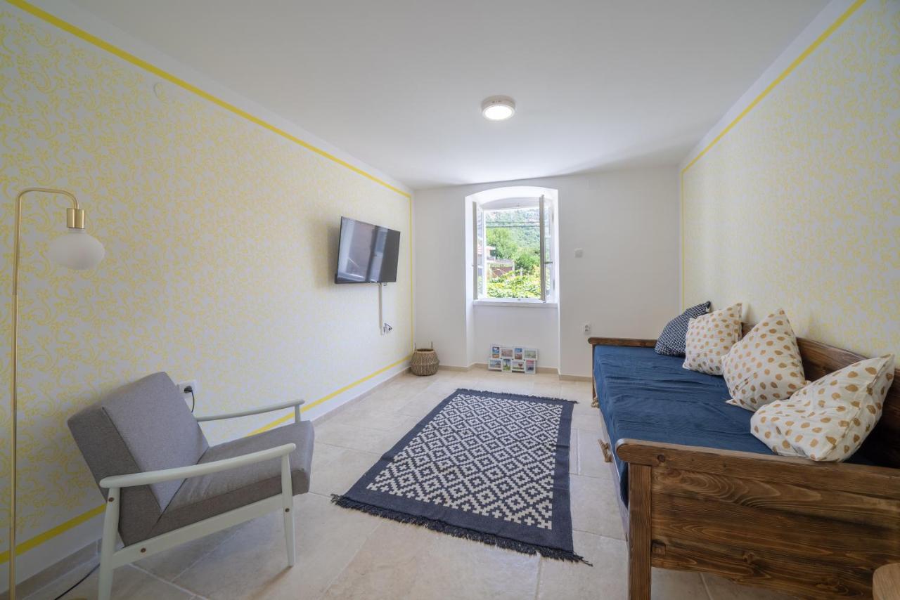 Apartments Oliva Risan Ngoại thất bức ảnh